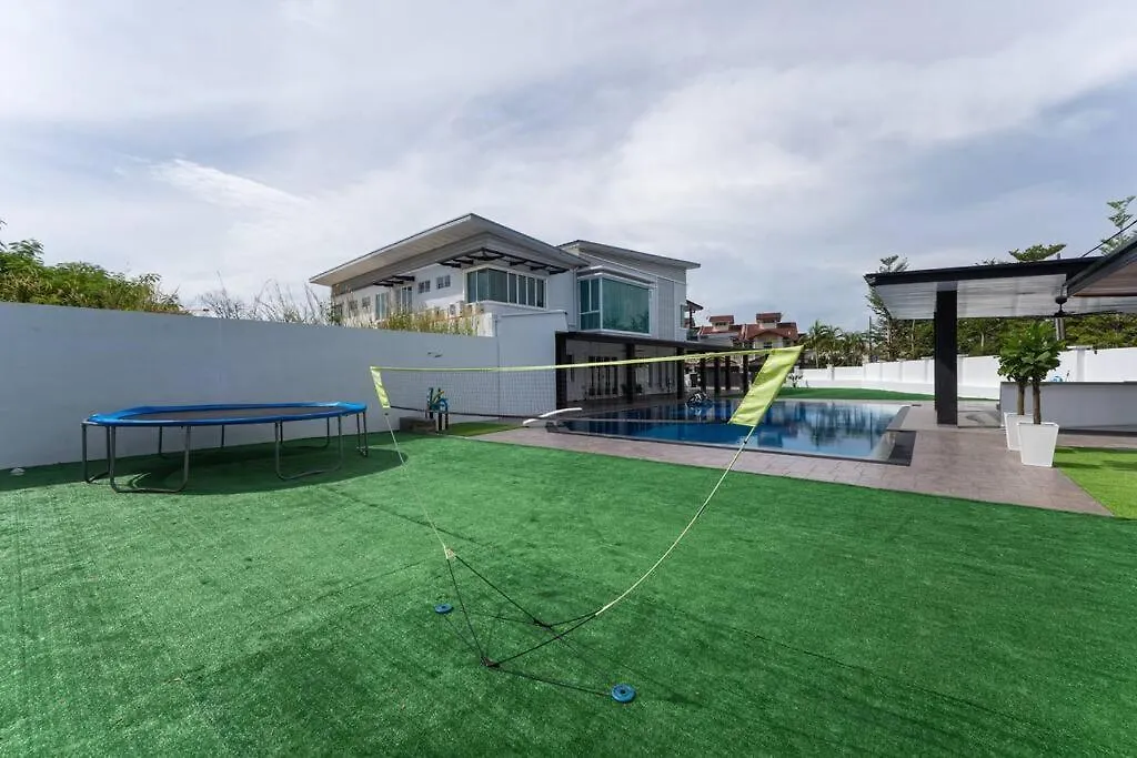 Cloclo Villa Malacca