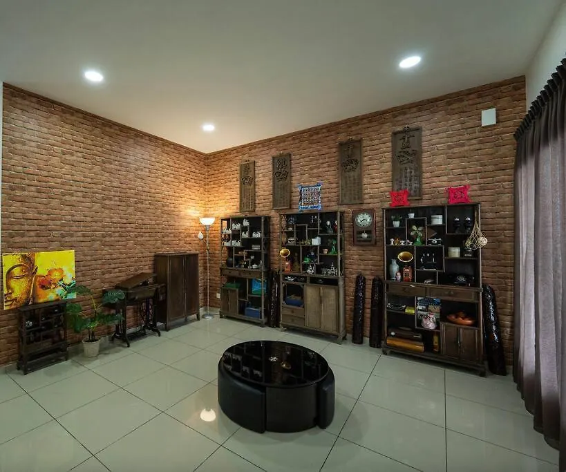 Cloclo Villa Malacca