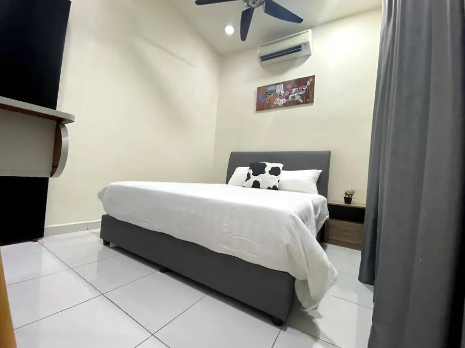Cloclo Villa Malacca
